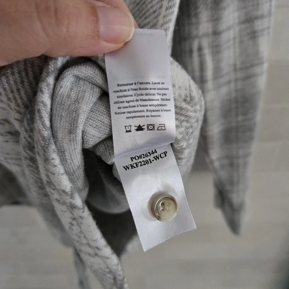 NEW Faherty Legend Sweater Shirt Button-Up Winter Clouds Plaid Gray Cream Med - Picture 7 of 13